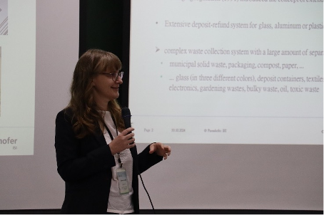 Dr. Antonia Loibl