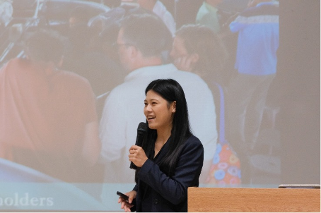 Dr. Chun-Pei Liao speaking